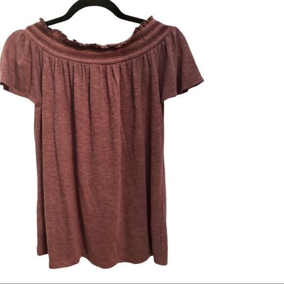 Lord & Taylor boho either off or on shoulder top - Picture 5 of 7